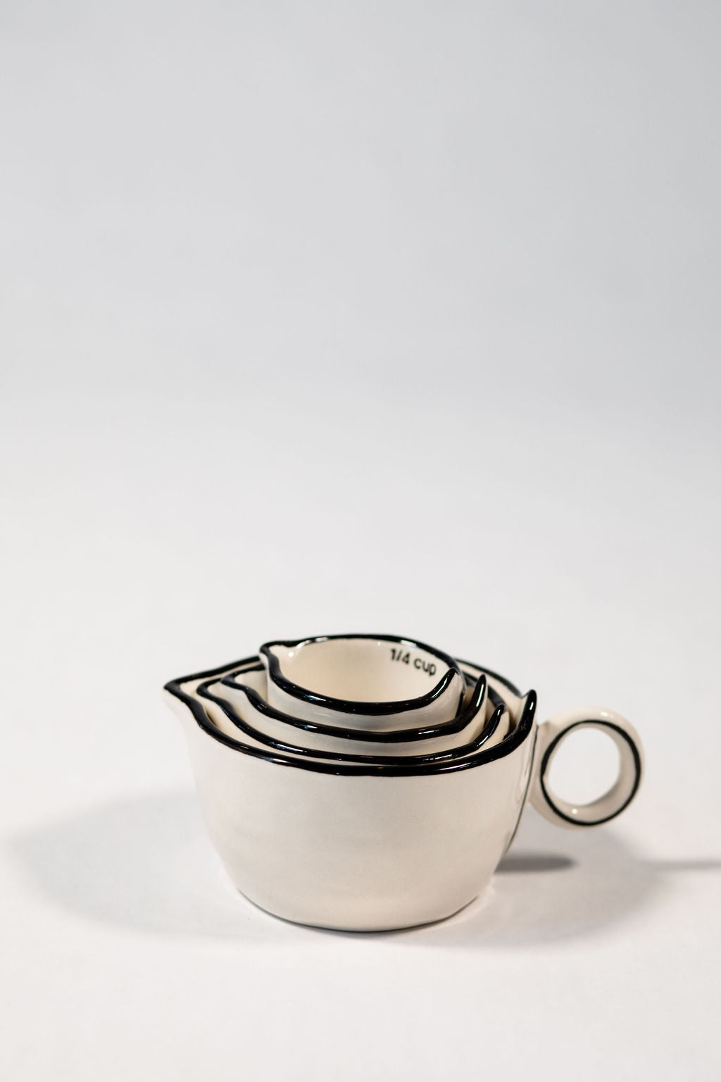 Black & White Stoneware Measuring Cups